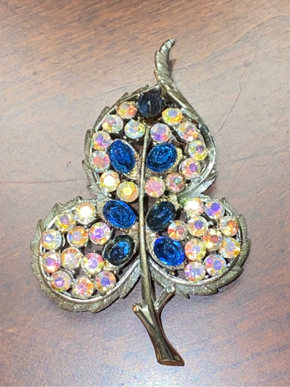 Vintage Signed Coro Blue & Aurora Borealis Rhinestone Leaf Clover Brooch Pin